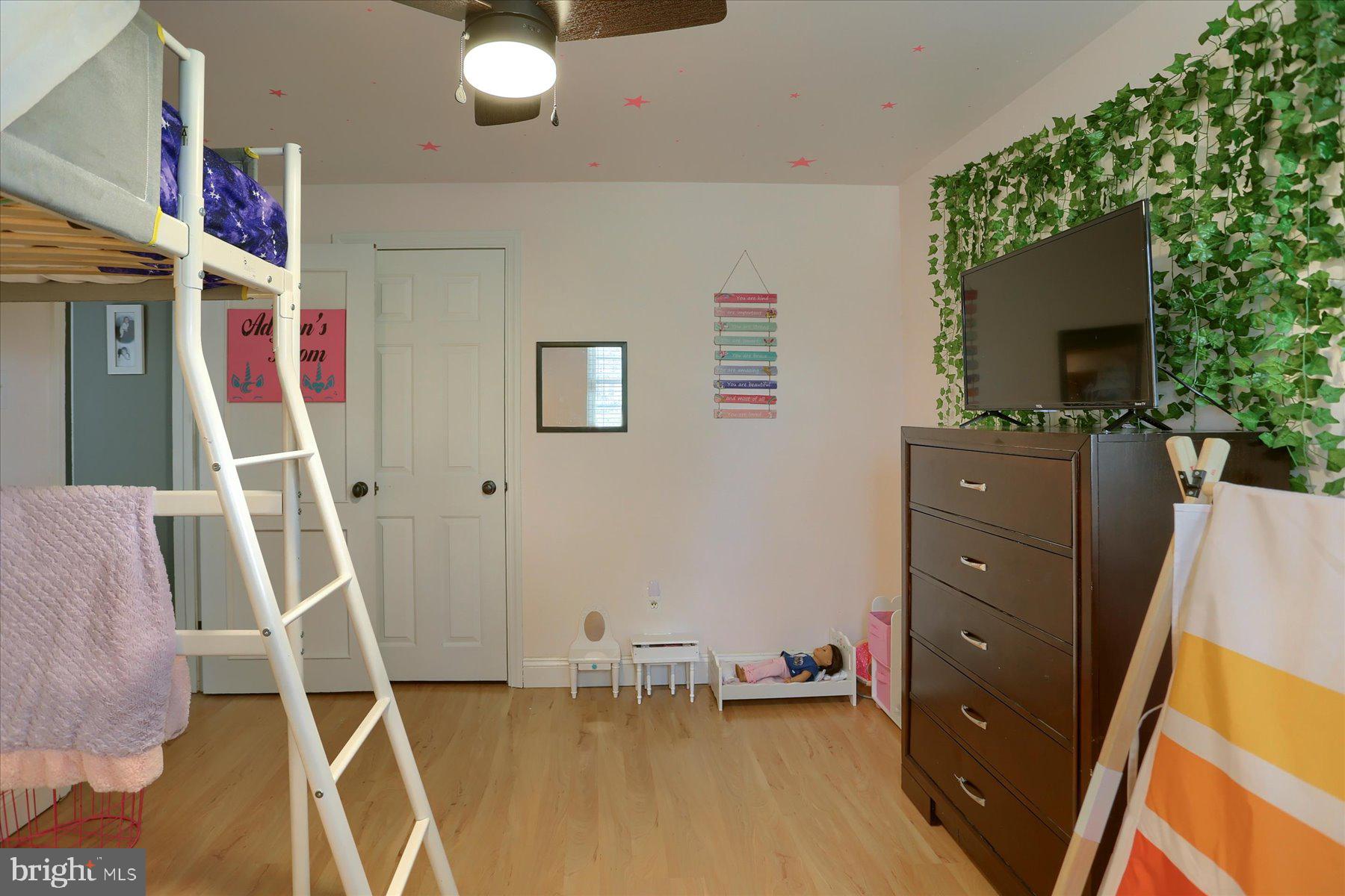 211 Forge Road Boiling Springs, PA 17007 - Photo 27 of 35 Gallery Image 27