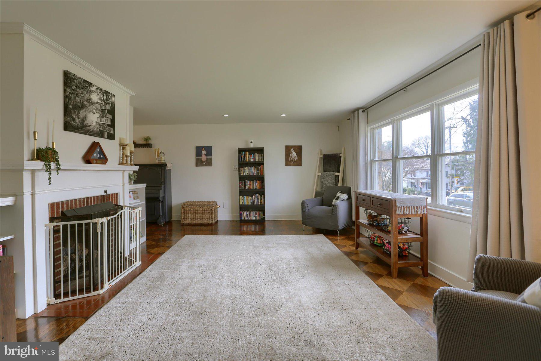 211 Forge Road Boiling Springs, PA 17007 - Photo 6 of 35 Gallery Image 6