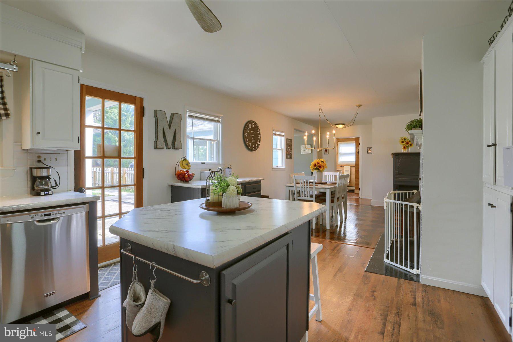 211 Forge Road Boiling Springs, PA 17007 - Photo 9 of 35 Gallery Image 9