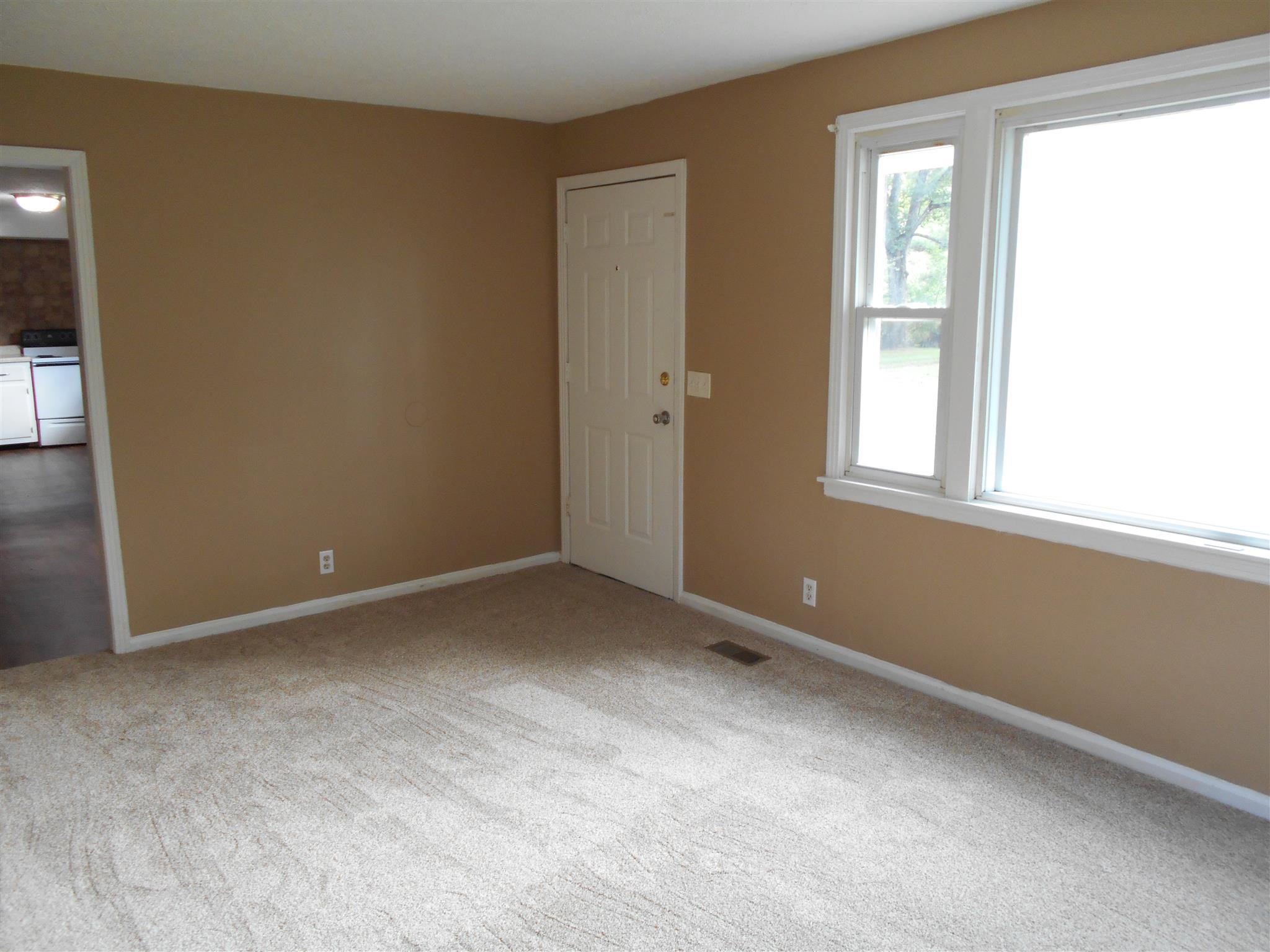 1150 Raney Hill Road Dickson, TN 37055 - Photo 7 of 9 Living Room w/ front door