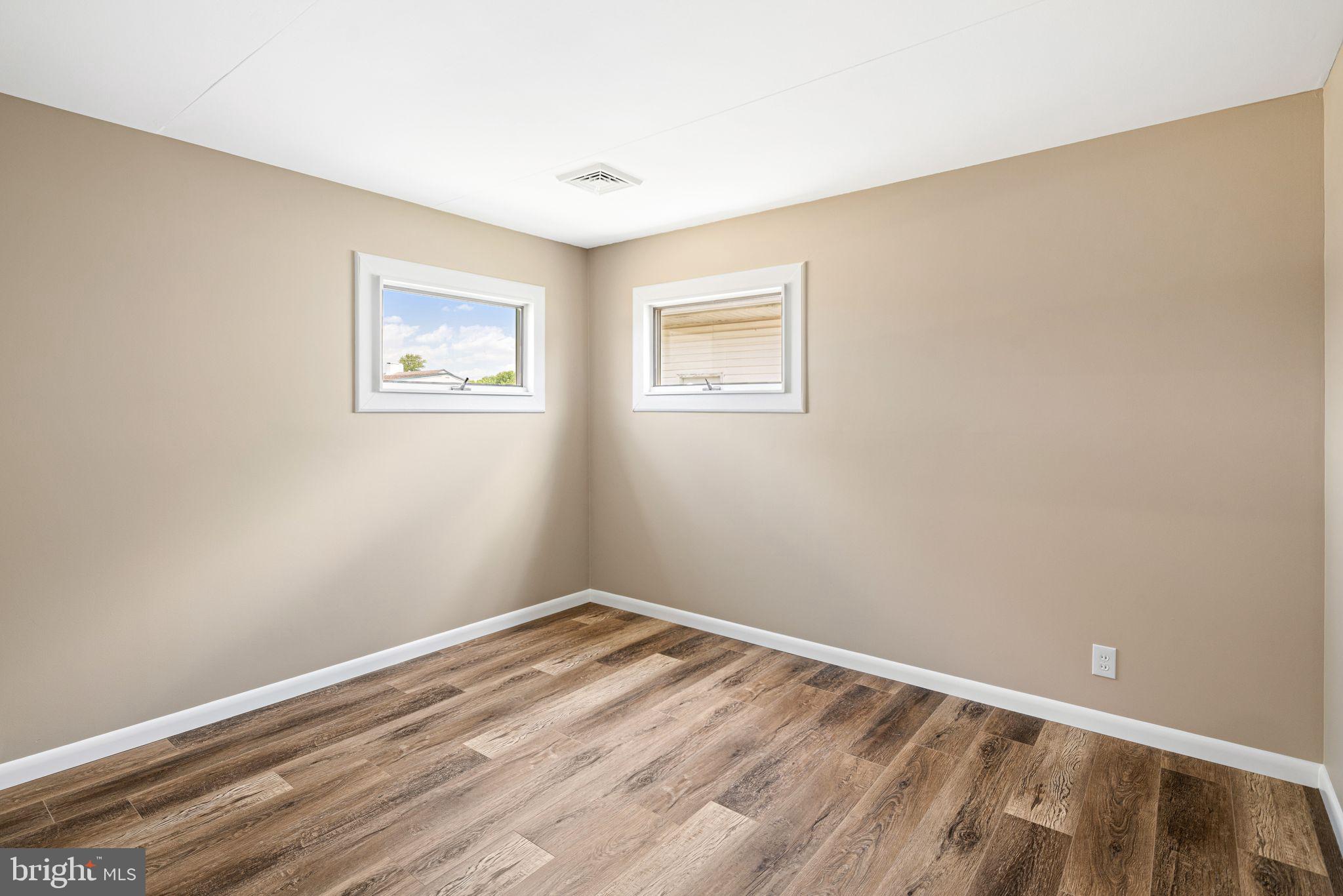 224 Suffolk Road Fairless Hills, PA 19030 - Photo 18 of 23 2nd Bedroom