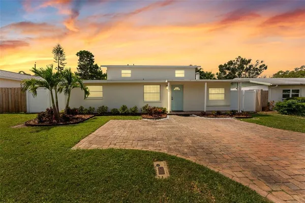 $540,000 | 3298 21st Avenue Southwest, Largo, FL 33774