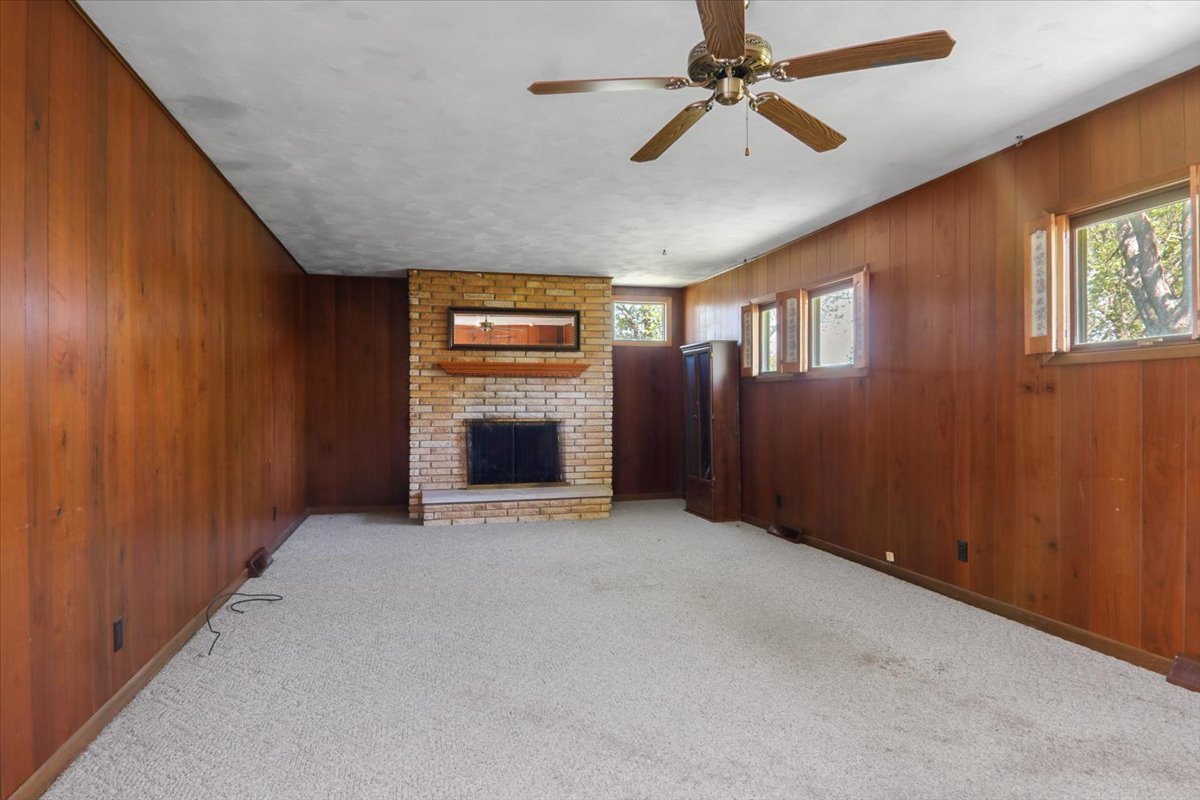204 Woodrig Road Bloomington, IL 61704 - Photo 9 of 15 Gallery Image 9