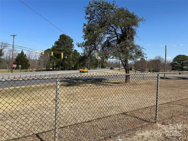 $800,000 | 1350 Rock Barn Road Northeast, Conover, NC 28613