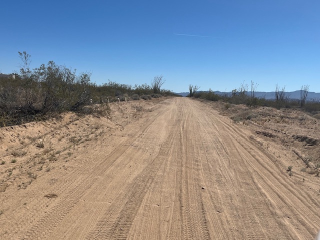 207-17-166a Cherry Road Yucca, AZ 86438 - Photo 4 of 15