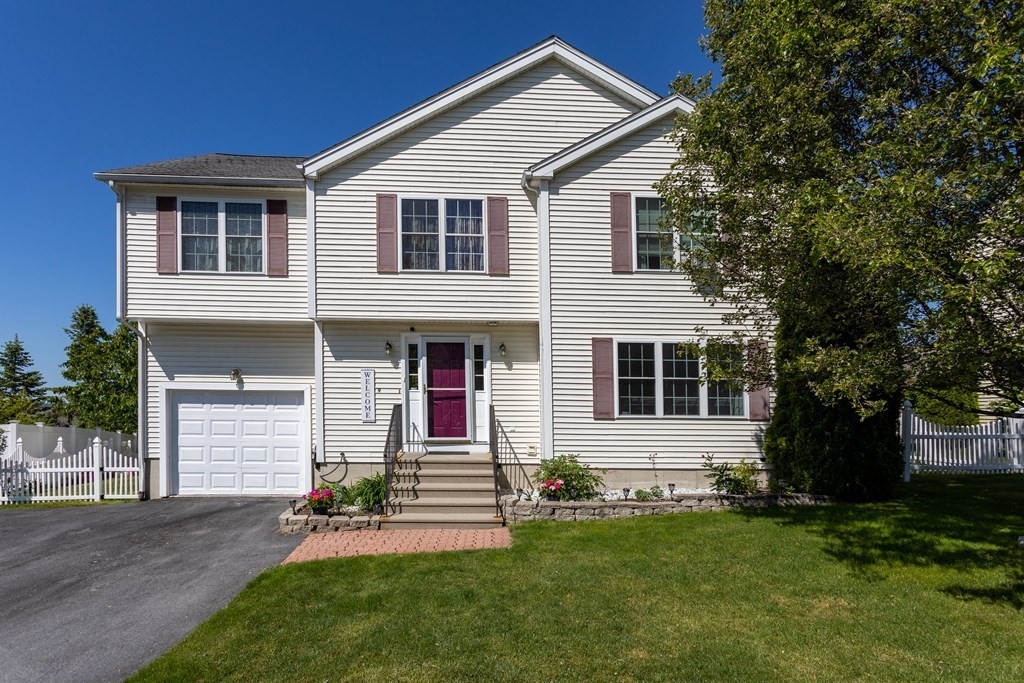 9 Navajo Road Worcester, MA 01606 - Photo 1 of 28 Gallery Image 1