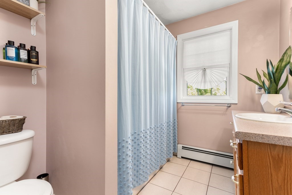 9 Navajo Road Worcester, MA 01606 - Photo 18 of 28 Gallery Image 18
