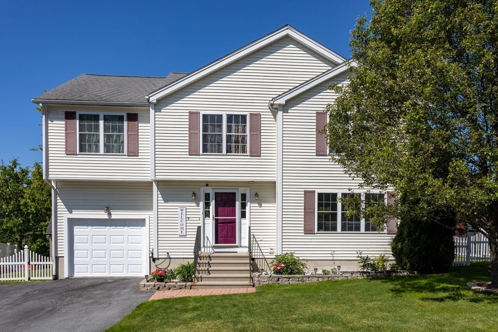 9 Navajo Road Worcester, MA 01606 - Photo 2 of 28 Gallery Image 2