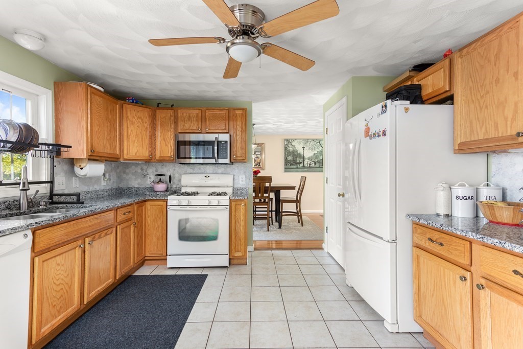 9 Navajo Road Worcester, MA 01606 - Photo 10 of 28 Gallery Image 10