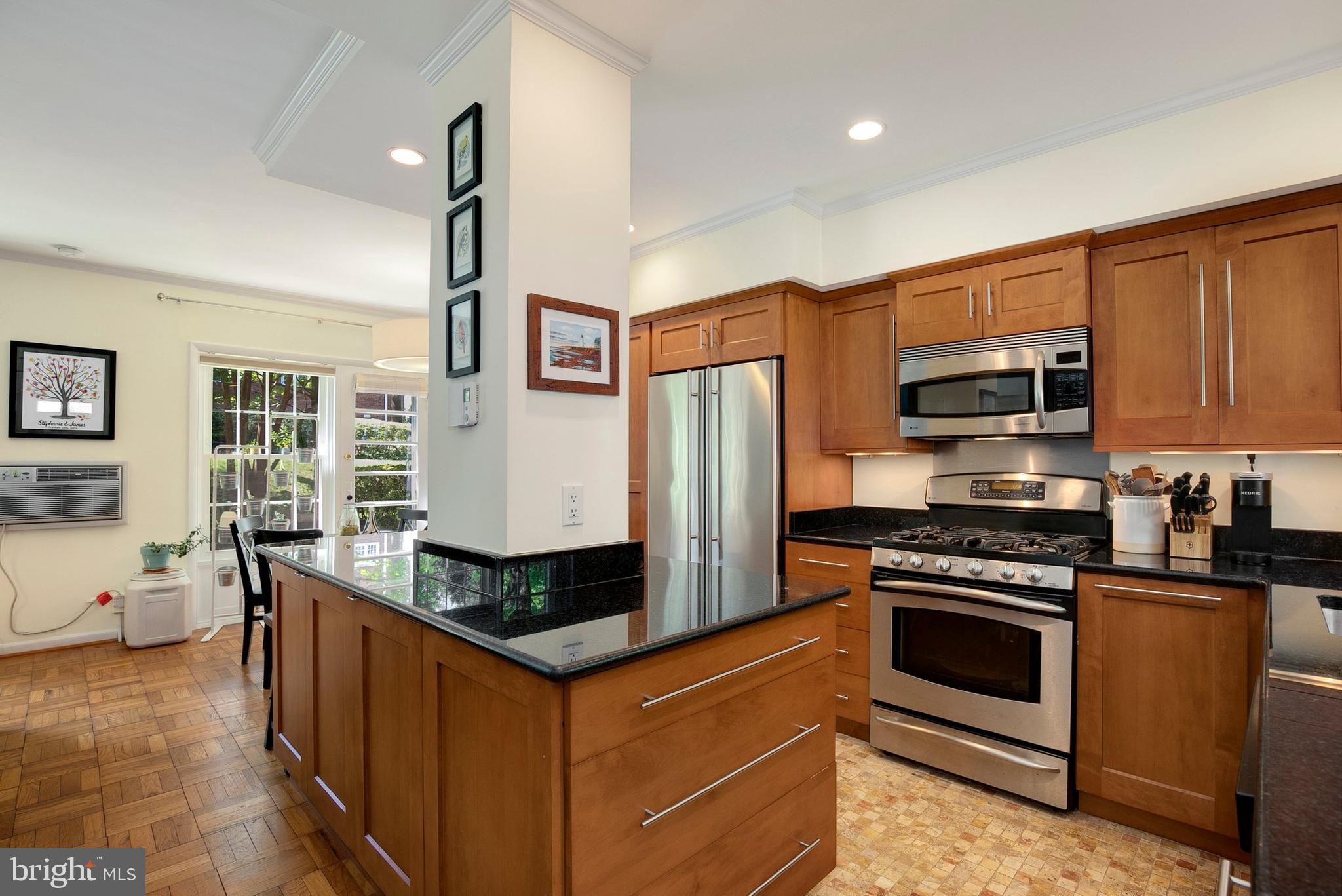 3428 Gunston Road Alexandria, VA 22302 - Photo 15 of 37