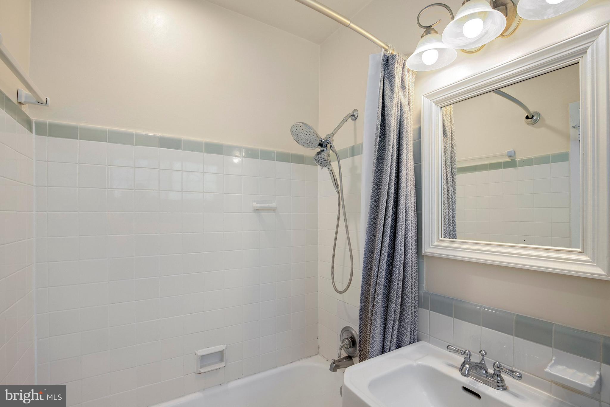 3428 Gunston Road Alexandria, VA 22302 - Photo 17 of 37