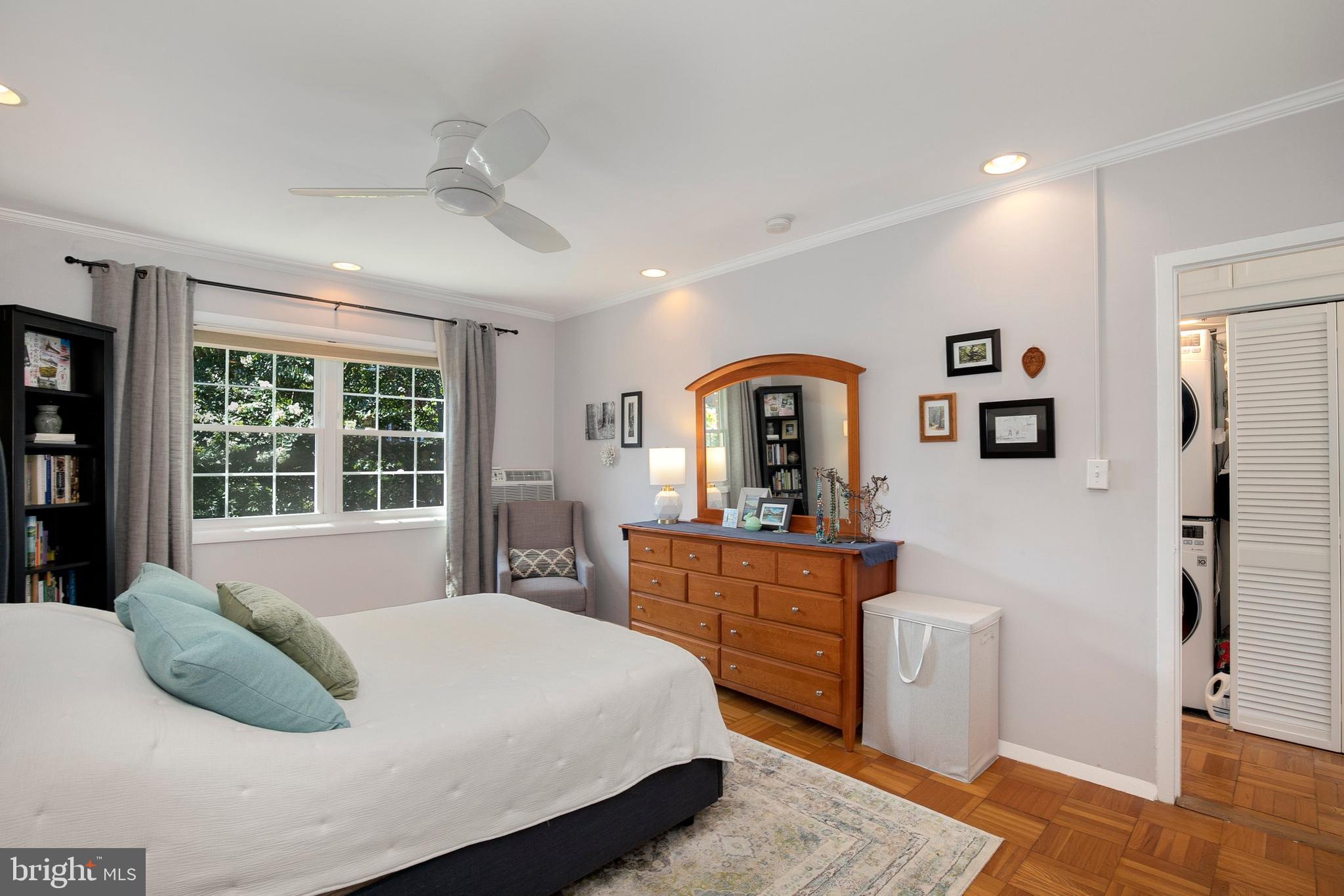 3428 Gunston Road Alexandria, VA 22302 - Photo 24 of 37