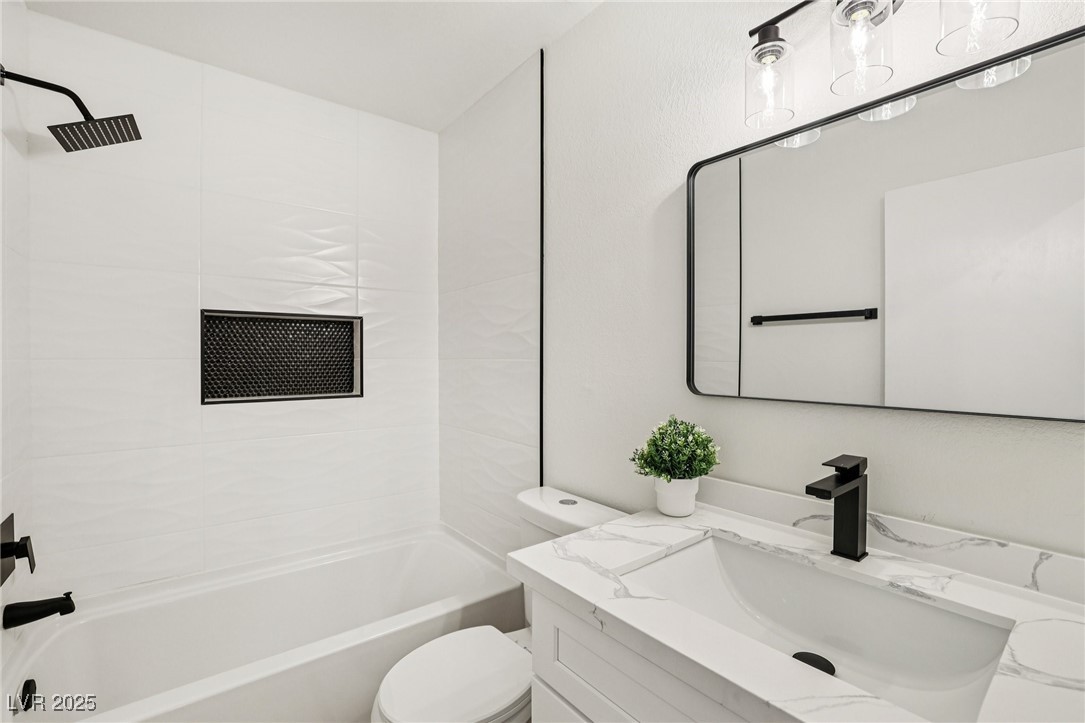 2414 Paradise Village Way Las Vegas, NV 89120 - Photo 18 of 33