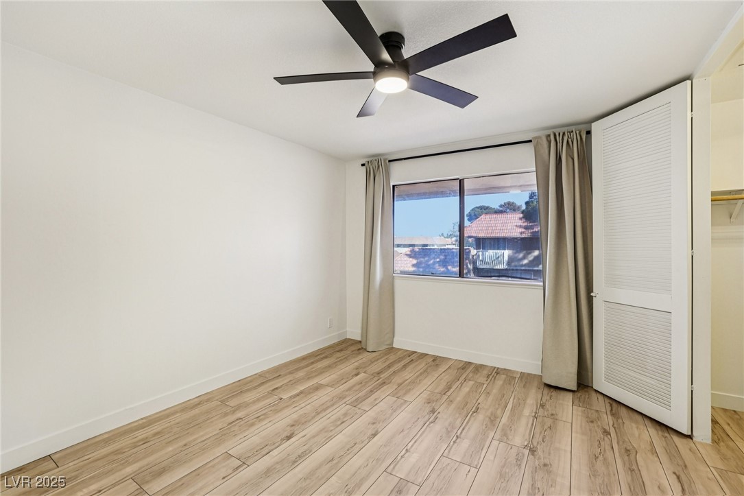 2414 Paradise Village Way Las Vegas, NV 89120 - Photo 25 of 33