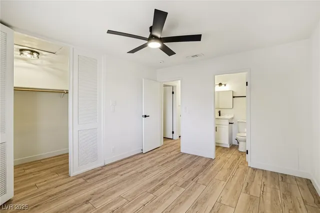 $1,800 | 2414 Paradise Village Way, Las Vegas, NV 89120