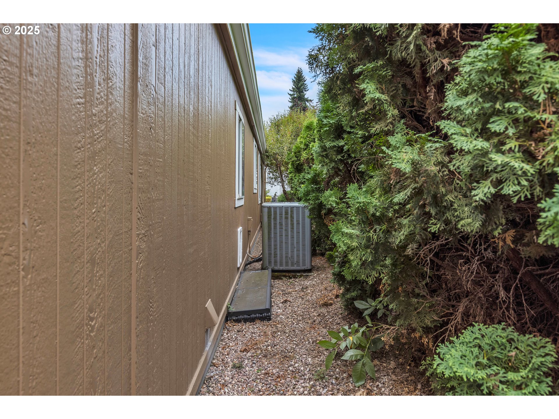 5701 Northeast St Johns Road, Unit 4 Vancouver, WA 98661 - Photo 22 of 28 a view of a backyard