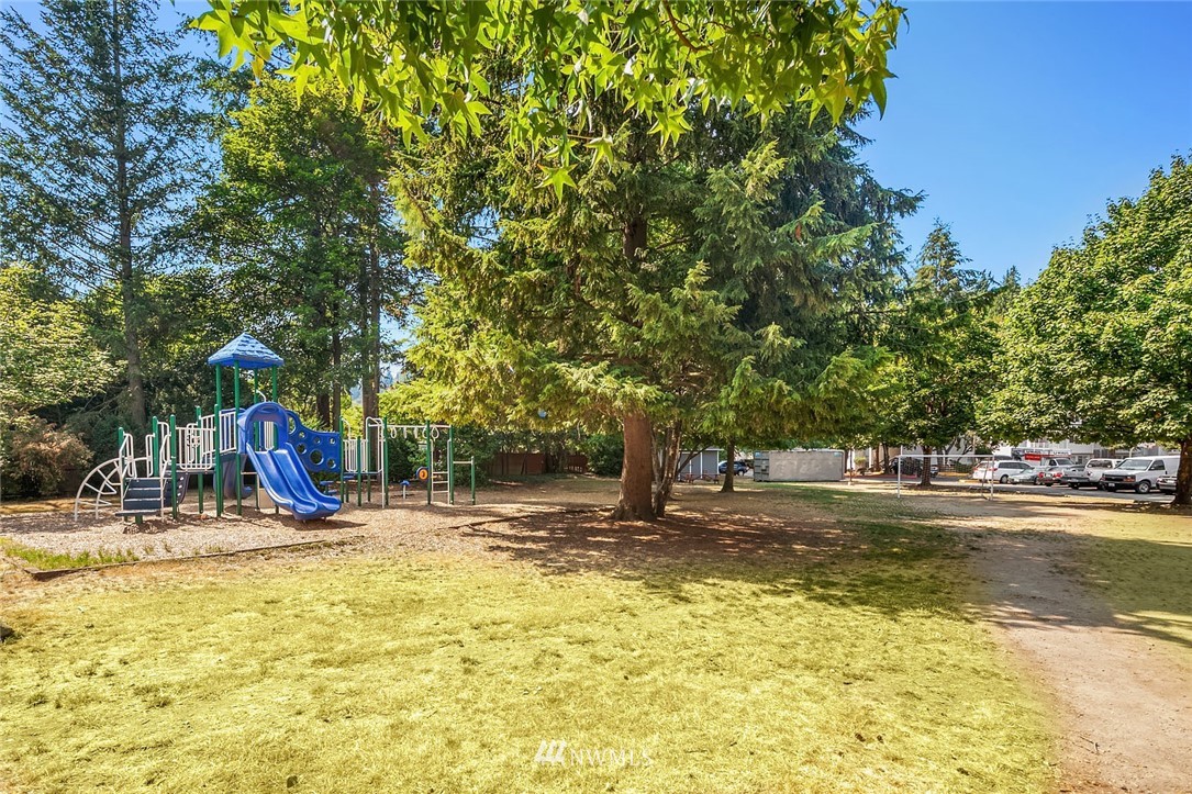9805 Avondale Road Northeast, Unit N141 Redmond, WA 98052 - Photo 21 of 21 Gallery Image 21