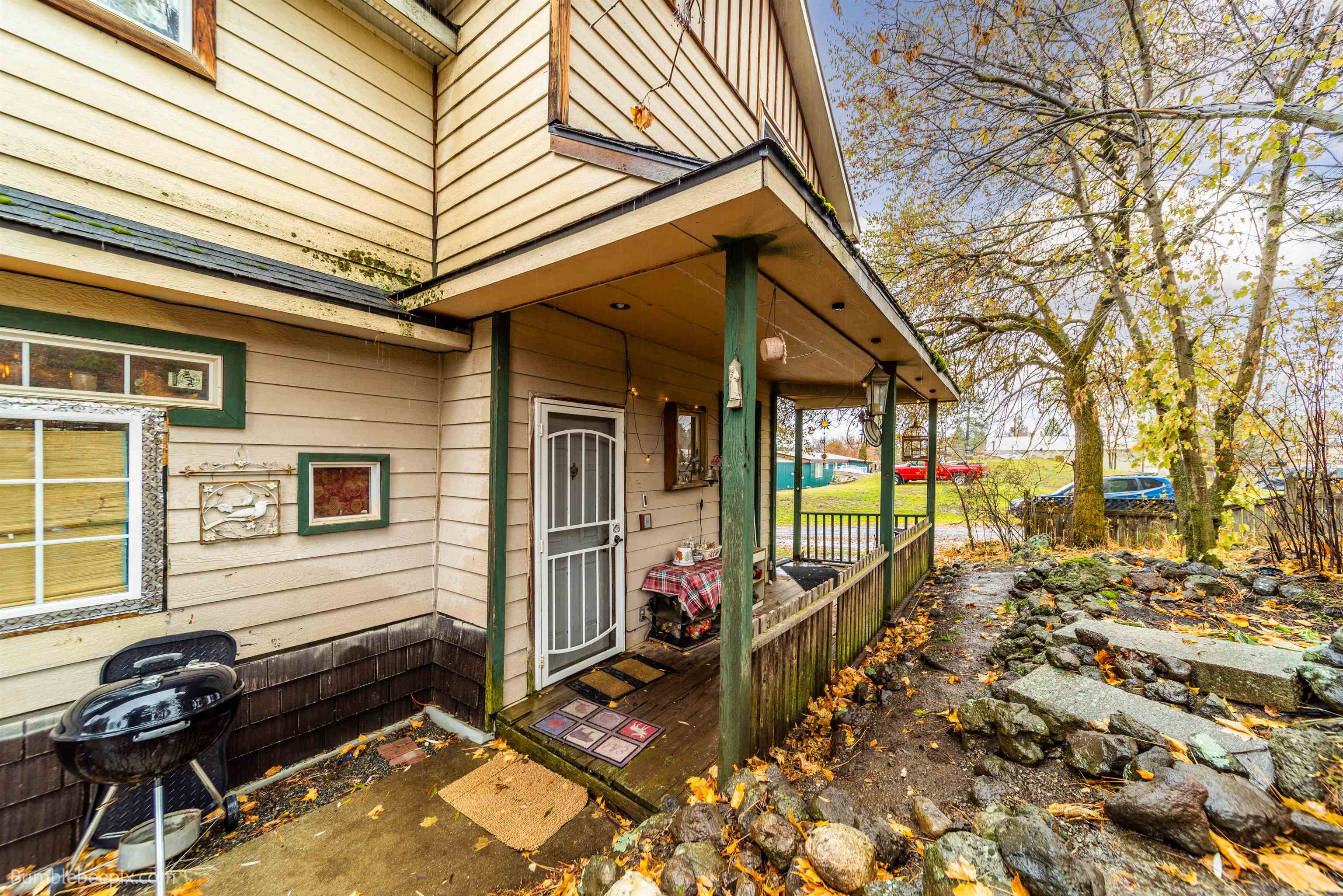 14302 East Robert Road Mica, WA 99023 - Photo 2 of 18