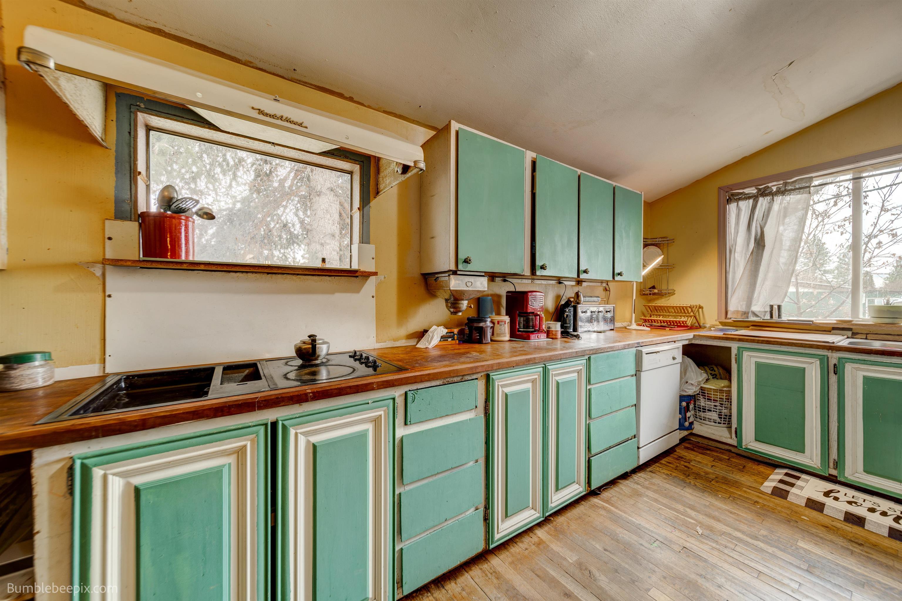 14302 East Robert Road Mica, WA 99023 - Photo 4 of 18