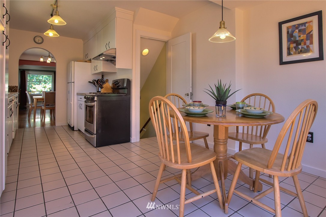714 North 71st Street Seattle, WA 98103 - Photo 11 of 23 Gallery Image 11