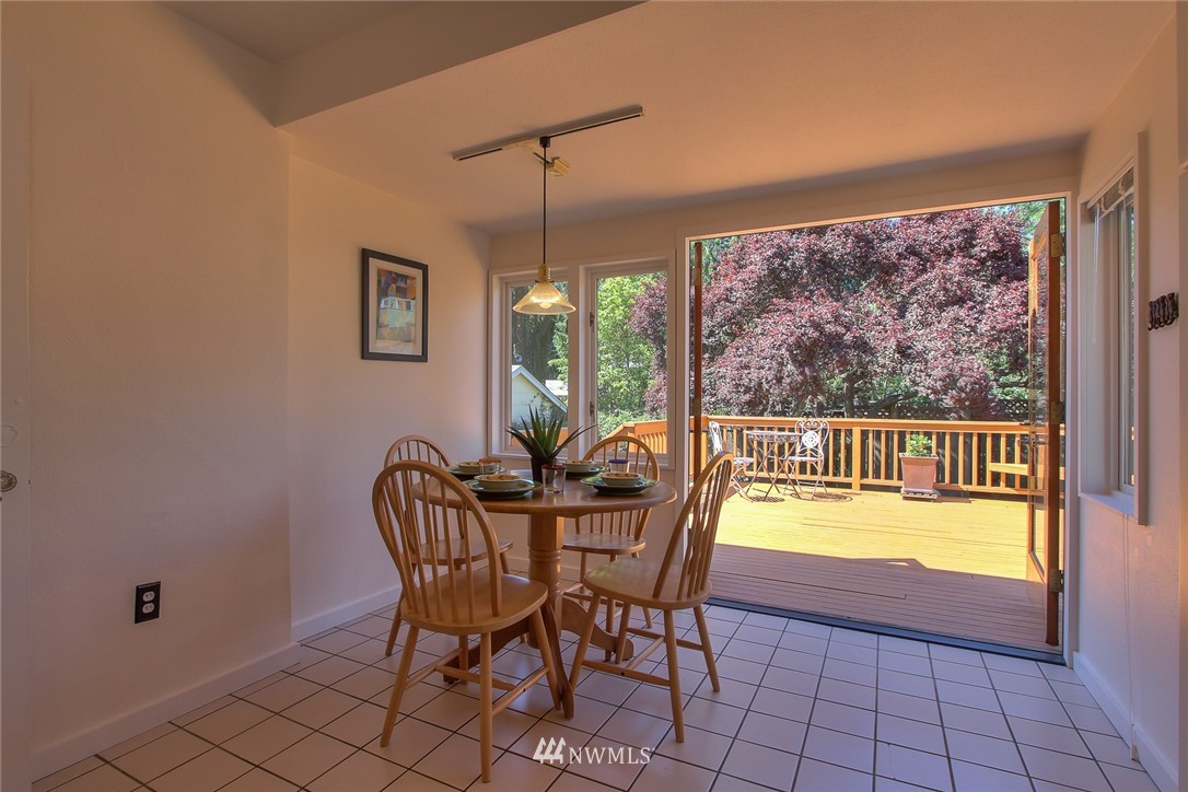 714 North 71st Street Seattle, WA 98103 - Photo 12 of 23 Gallery Image 12