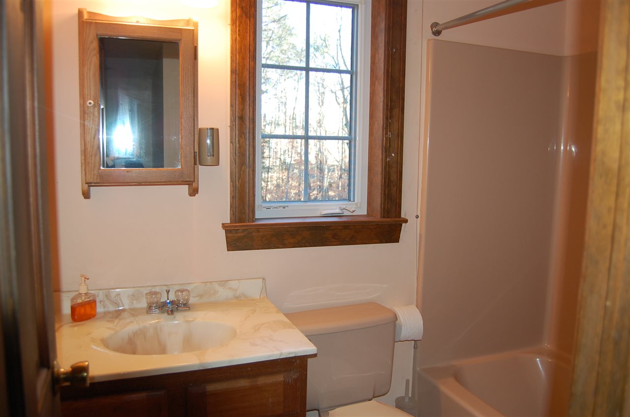 60 Dover Road Chichester, NH 03258 - Photo 13 of 29