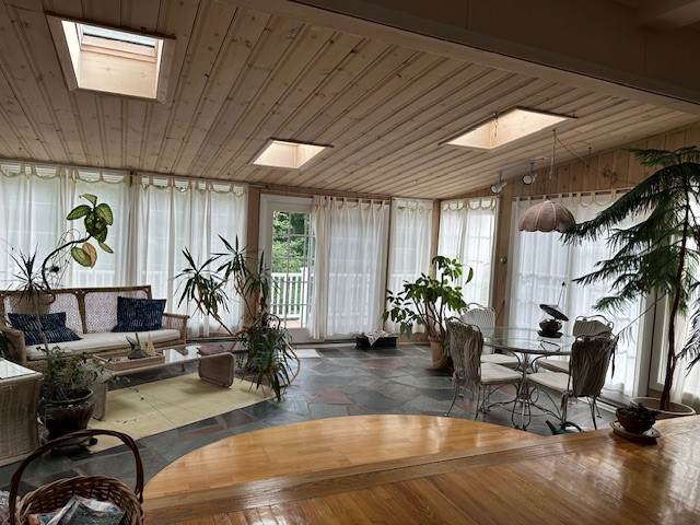 14 Rip Van Winkle Circle Warwick, RI 02886 - Photo 12 of 27