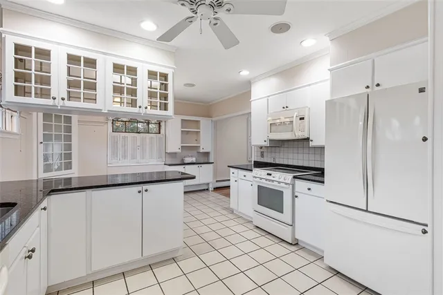 $3,195 | 14 Rip Van Winkle Circle, Warwick, RI 02886