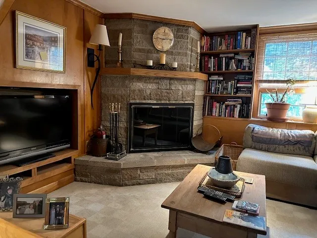 $3,200 | 14 Rip Van Winkle Circle, Warwick, RI 02886