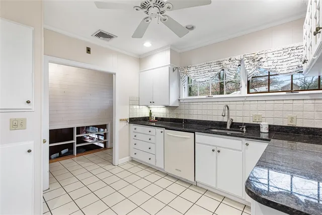 $3,195 | 14 Rip Van Winkle Circle, Warwick, RI 02886