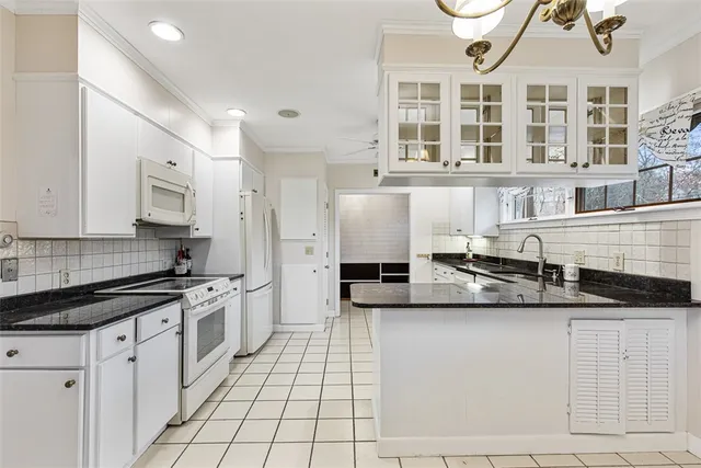 $3,195 | 14 Rip Van Winkle Circle, Warwick, RI 02886