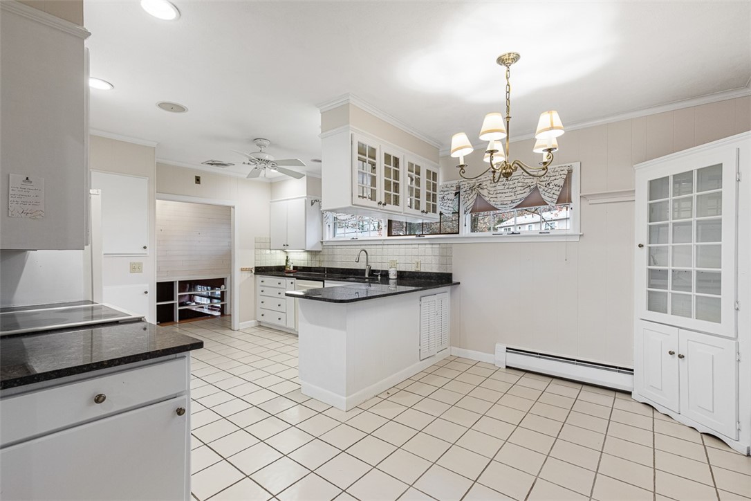 14 Rip Van Winkle Circle Warwick, RI 02886 - Photo 18 of 50