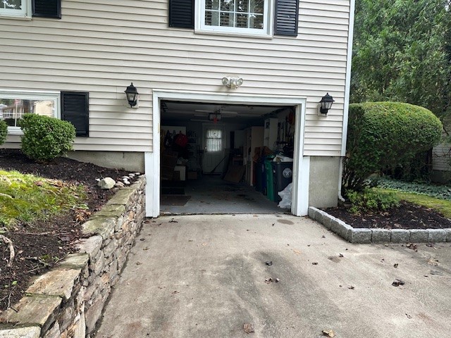 14 Rip Van Winkle Circle Warwick, RI 02886 - Photo 2 of 27