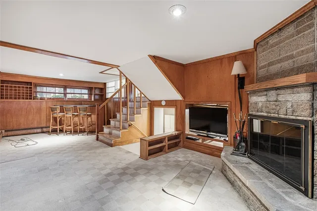 $3,195 | 14 Rip Van Winkle Circle, Warwick, RI 02886