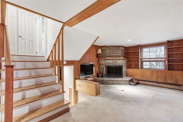 $3,195 | 14 Rip Van Winkle Circle, Warwick, RI 02886