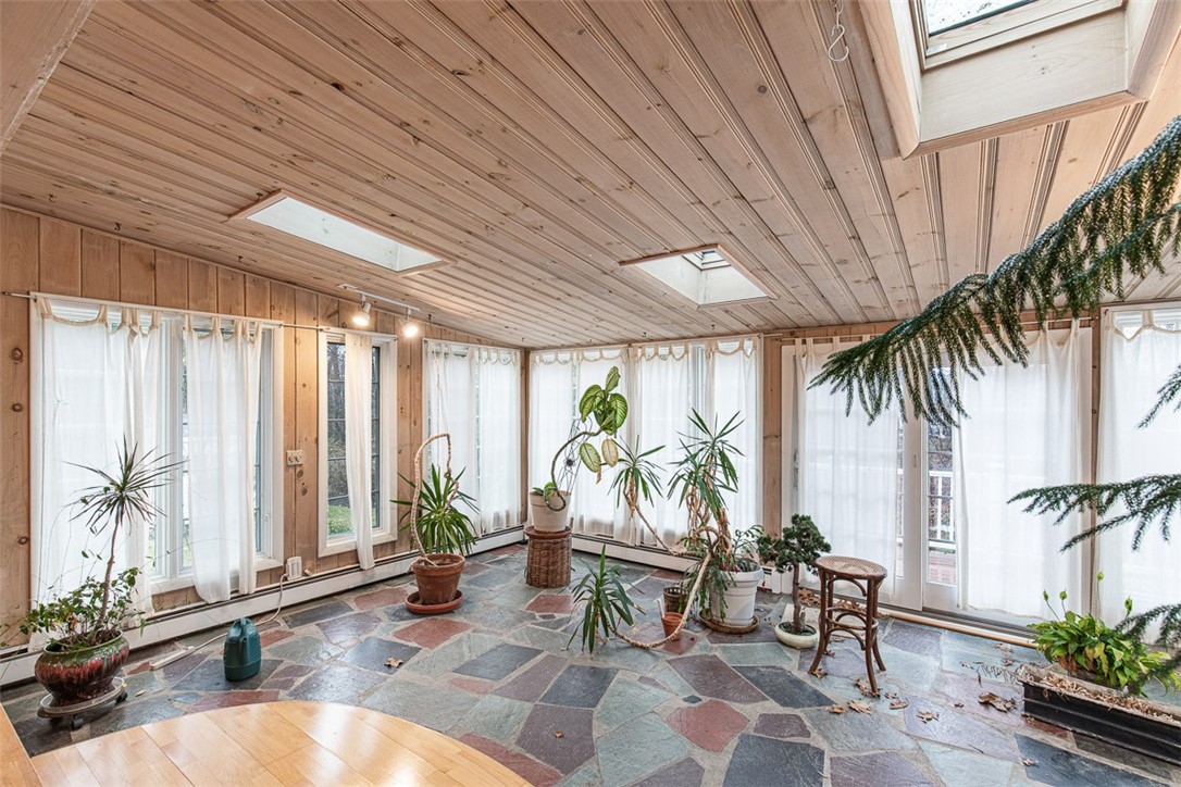 14 Rip Van Winkle Circle Warwick, RI 02886 - Photo 9 of 50