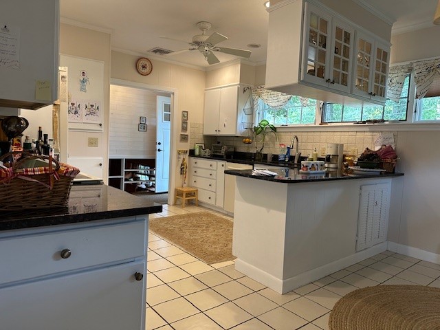 14 Rip Van Winkle Circle Warwick, RI 02886 - Photo 10 of 27