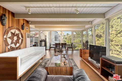 $899,000 | 2274 Vasanta Way, Los Angeles, CA 90068