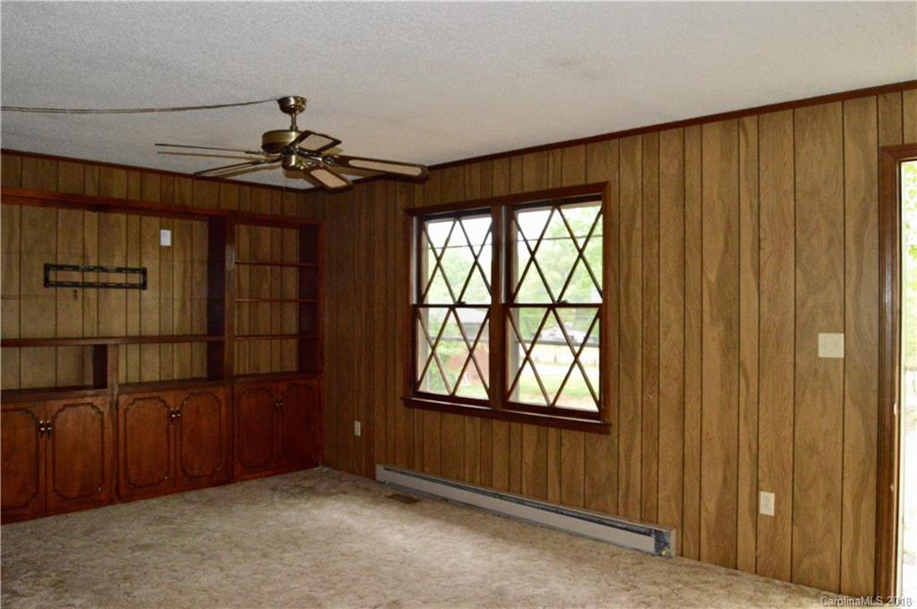 1892 Southside Road Lincolnton, NC 28092 - Photo 8 of 35 Gallery Image 8