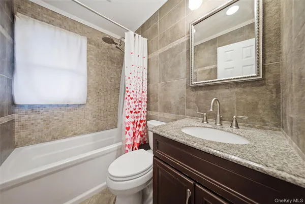 $569,999 | 511 Old North Ocean Avenue, Patchogue, NY 11772