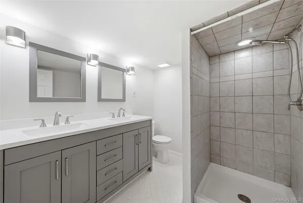 $569,999 | 511 Old North Ocean Avenue, Patchogue, NY 11772