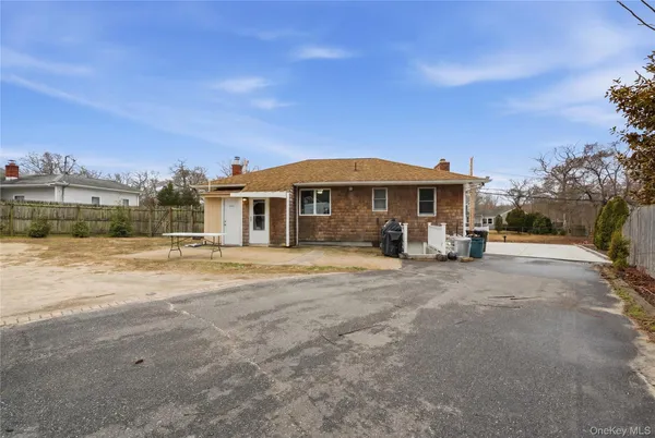 $569,999 | 511 Old North Ocean Avenue, Patchogue, NY 11772