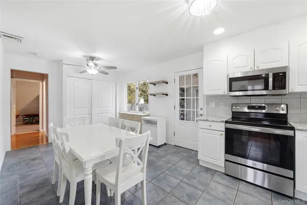 $569,999 | 511 Old North Ocean Avenue, Patchogue, NY 11772