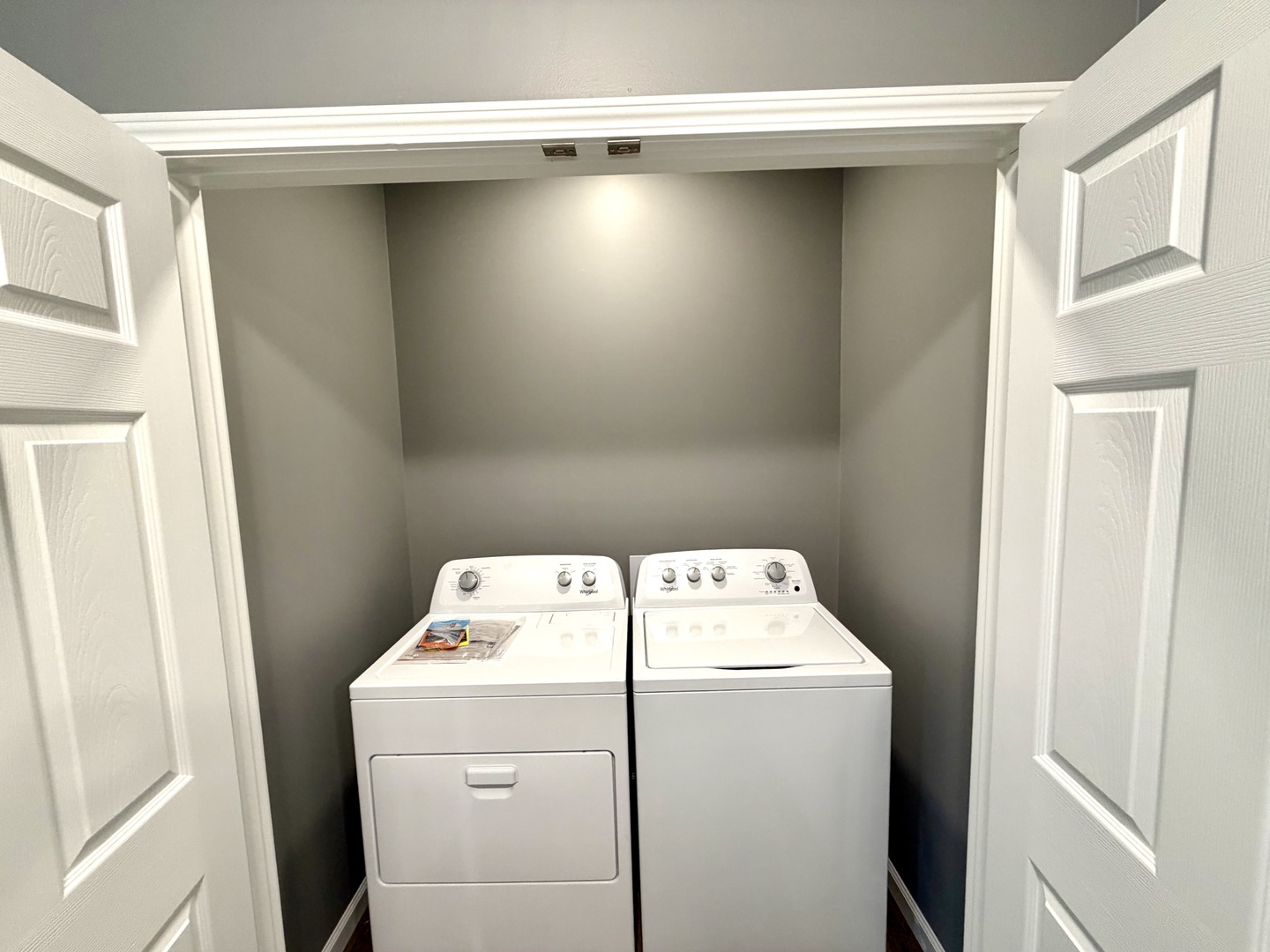 135 Countryview Court Aledo, IL 61231 - Photo 19 of 20 a utility room with dryer and washer