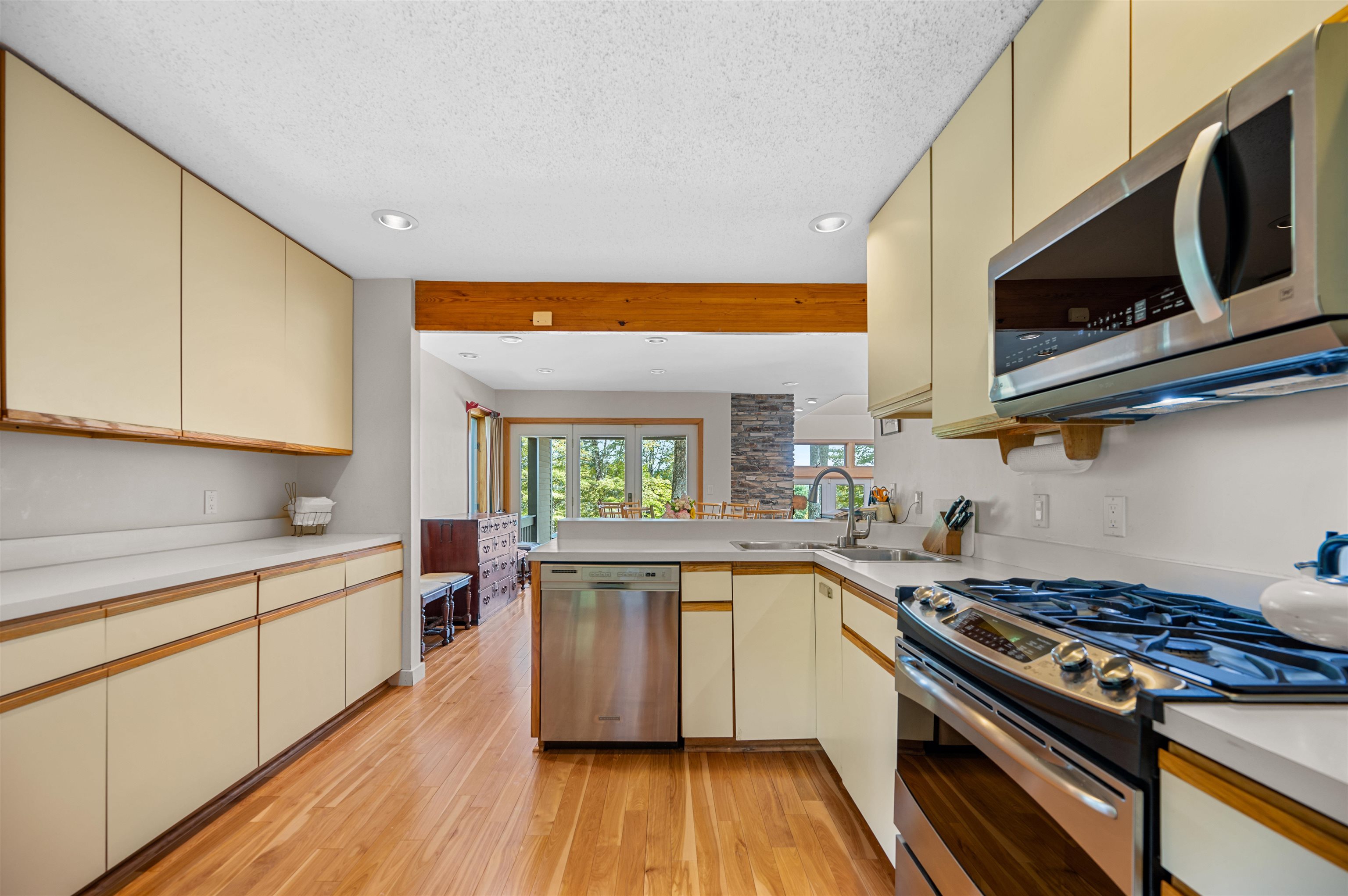 1171 Brook Road, Unit 14 Stowe, VT 05672 - Photo 11 of 53