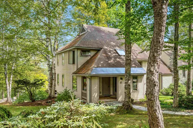 $950,000 | 1171 Brook Road, Unit 14, Stowe, VT 05672