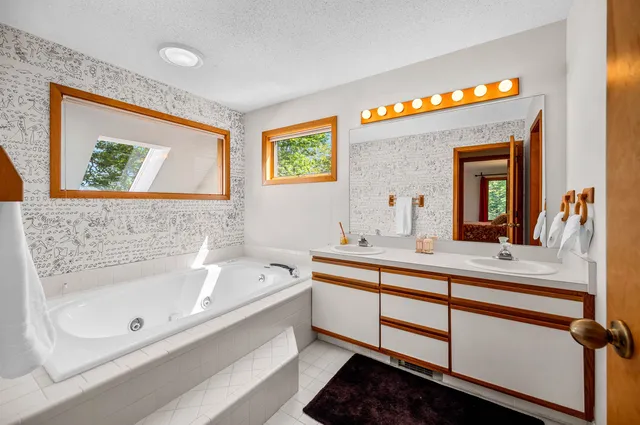 $950,000 | 1171 Brook Road, Unit 14, Stowe, VT 05672