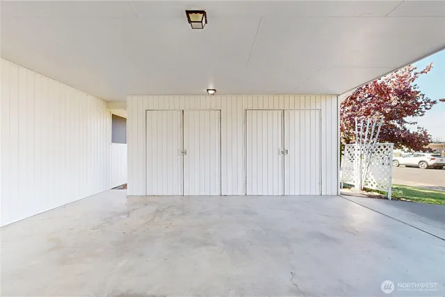 a view of a house with a garage