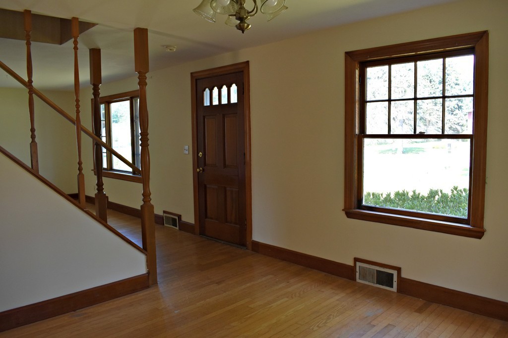 552 Wattaquadock Hill Road Bolton, MA 01740 - Photo 13 of 24 Gallery Image 13