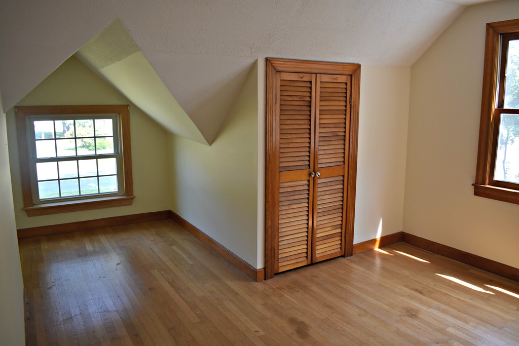552 Wattaquadock Hill Road Bolton, MA 01740 - Photo 19 of 24 Gallery Image 19